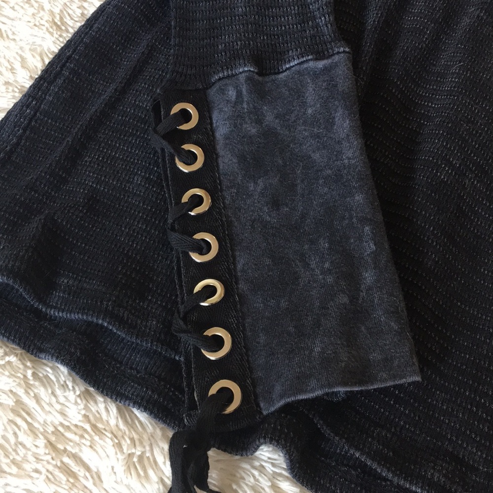 Long Lace up Sleeved Shirt